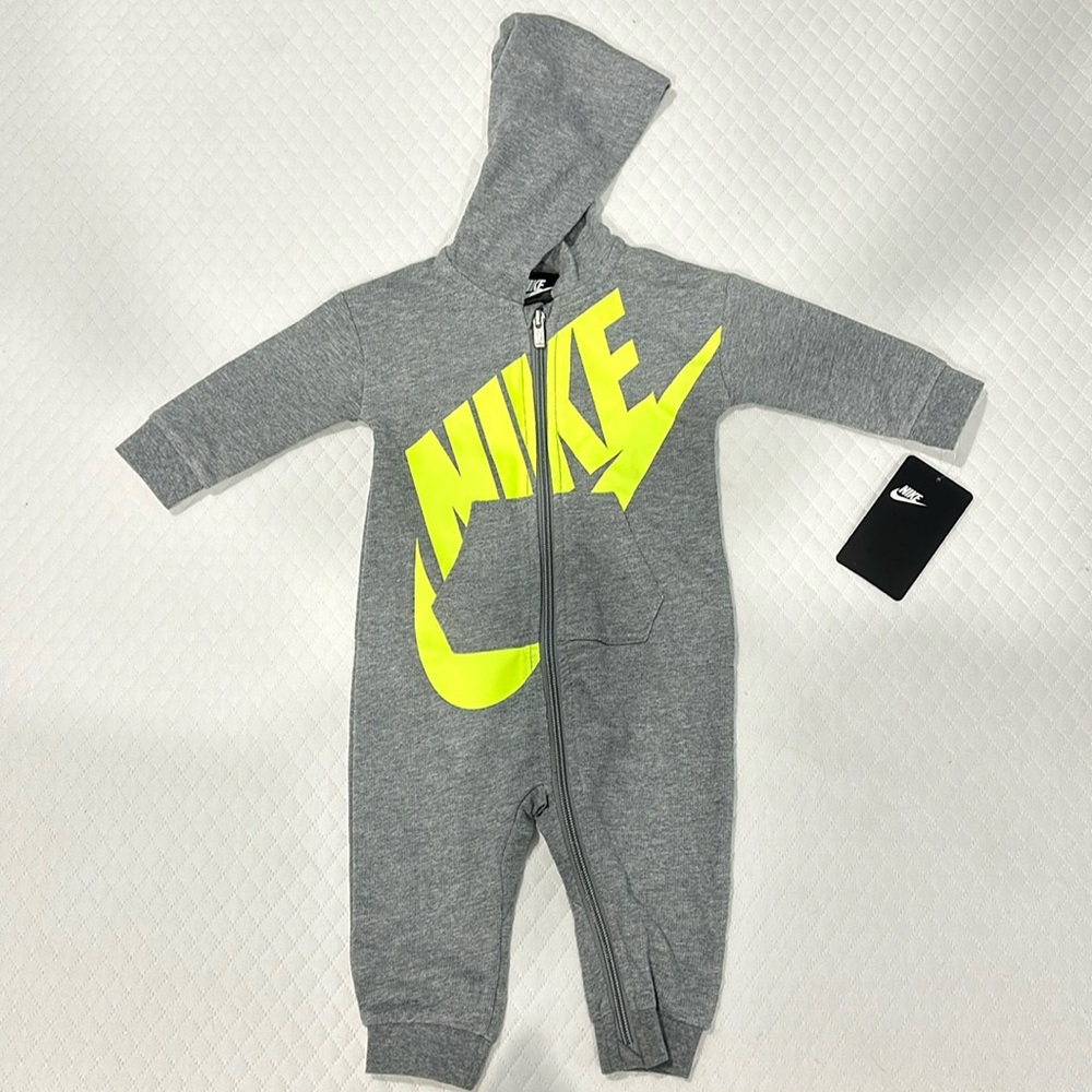 Nike Baby onesie hoodie